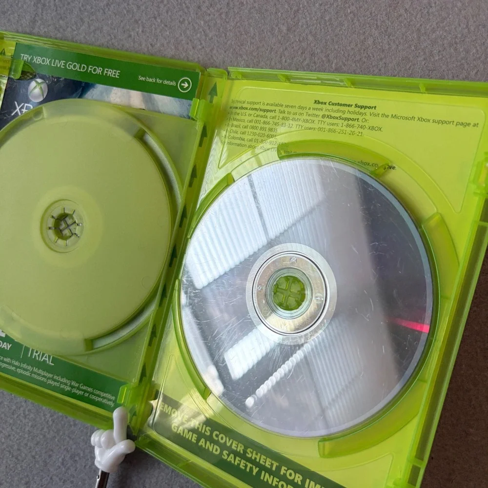 Halo 4 Microsoft Xbox 360 Video Game 2-Disc Set 343 Industries 2012 NTSC